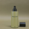 Load image into Gallery viewer, Image of LEITIN Skincare's Perfect Toner Lid Off
